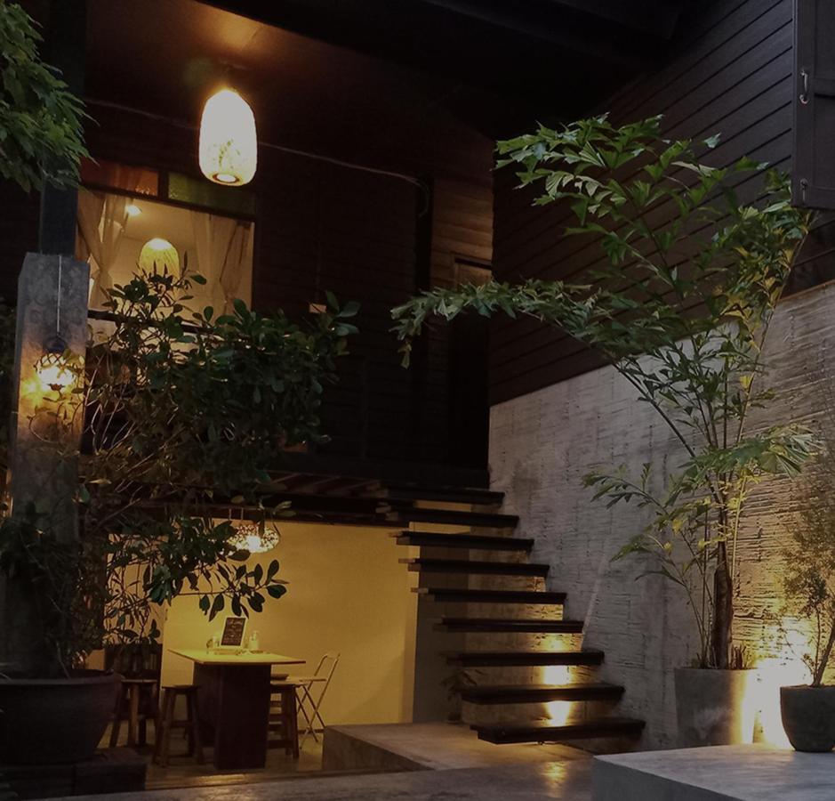 Inn Oon Villa (Adults Only) Chiang Mai Esterno foto